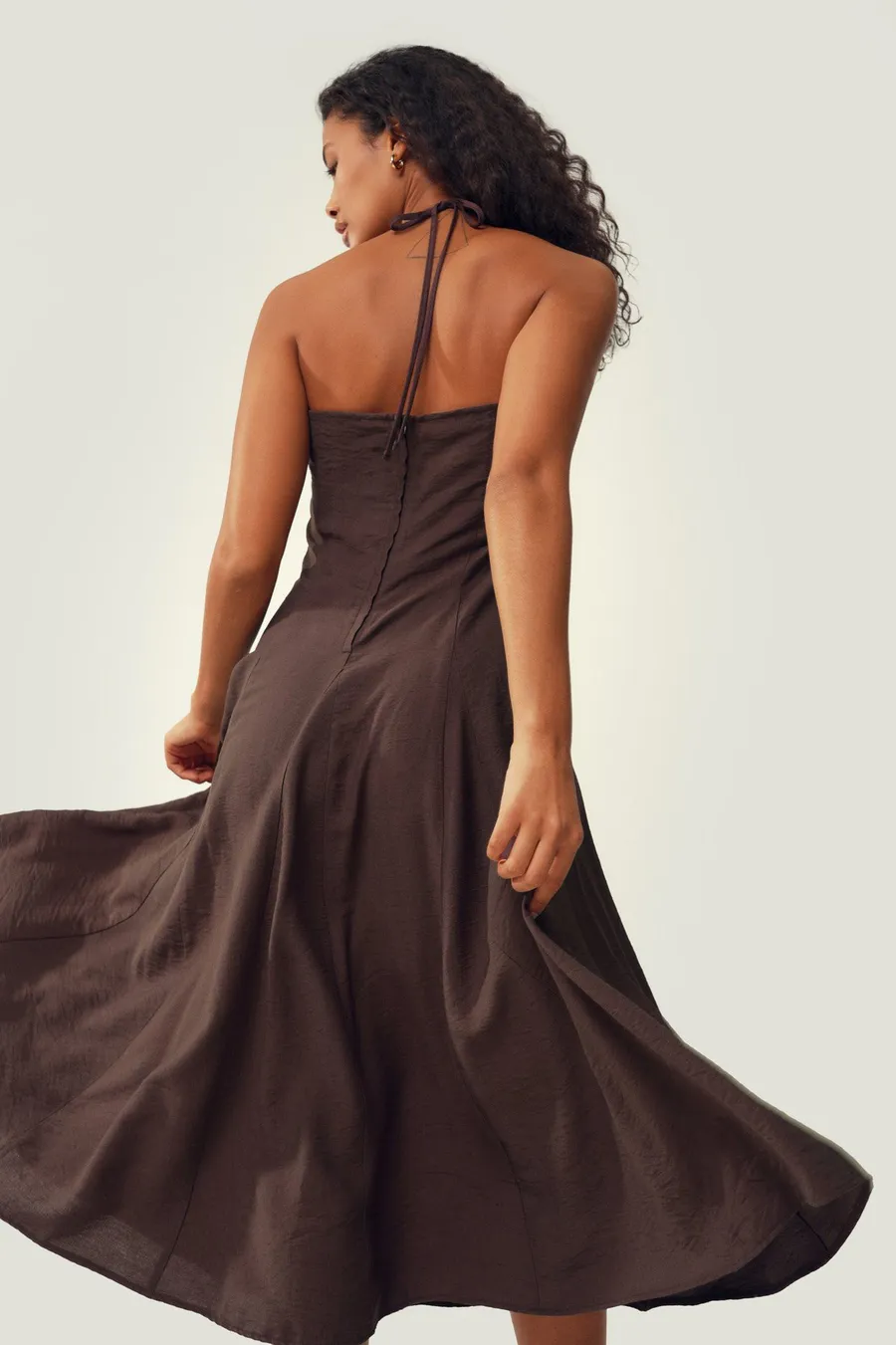 Vestido boca de sino Fit em algodão · Senhora · Castanho