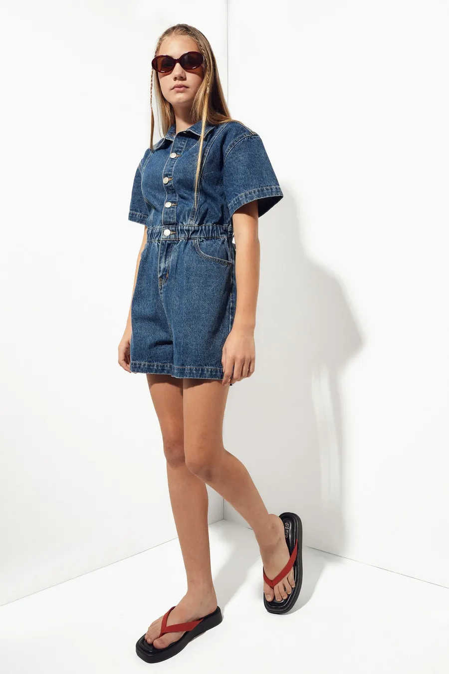Jardineira de ganga · Menina · Creme