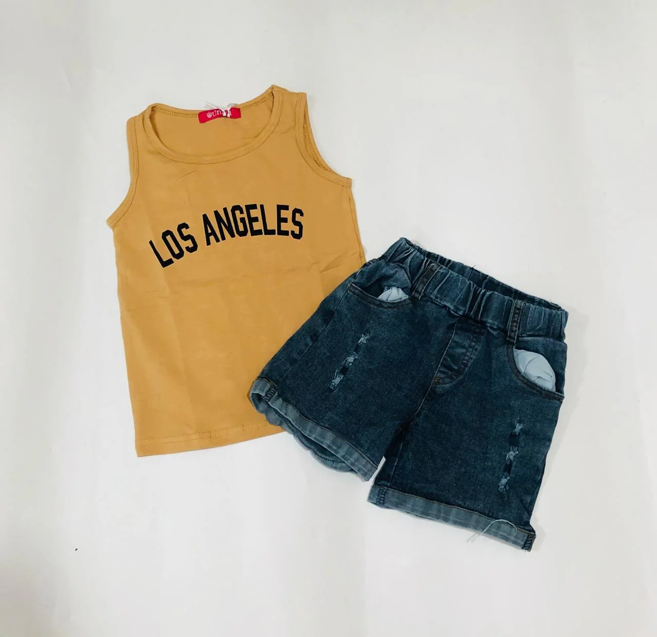 Conjunto Infantil Los Angeles - Camiseta e Bermuda Jeans · Laranja
