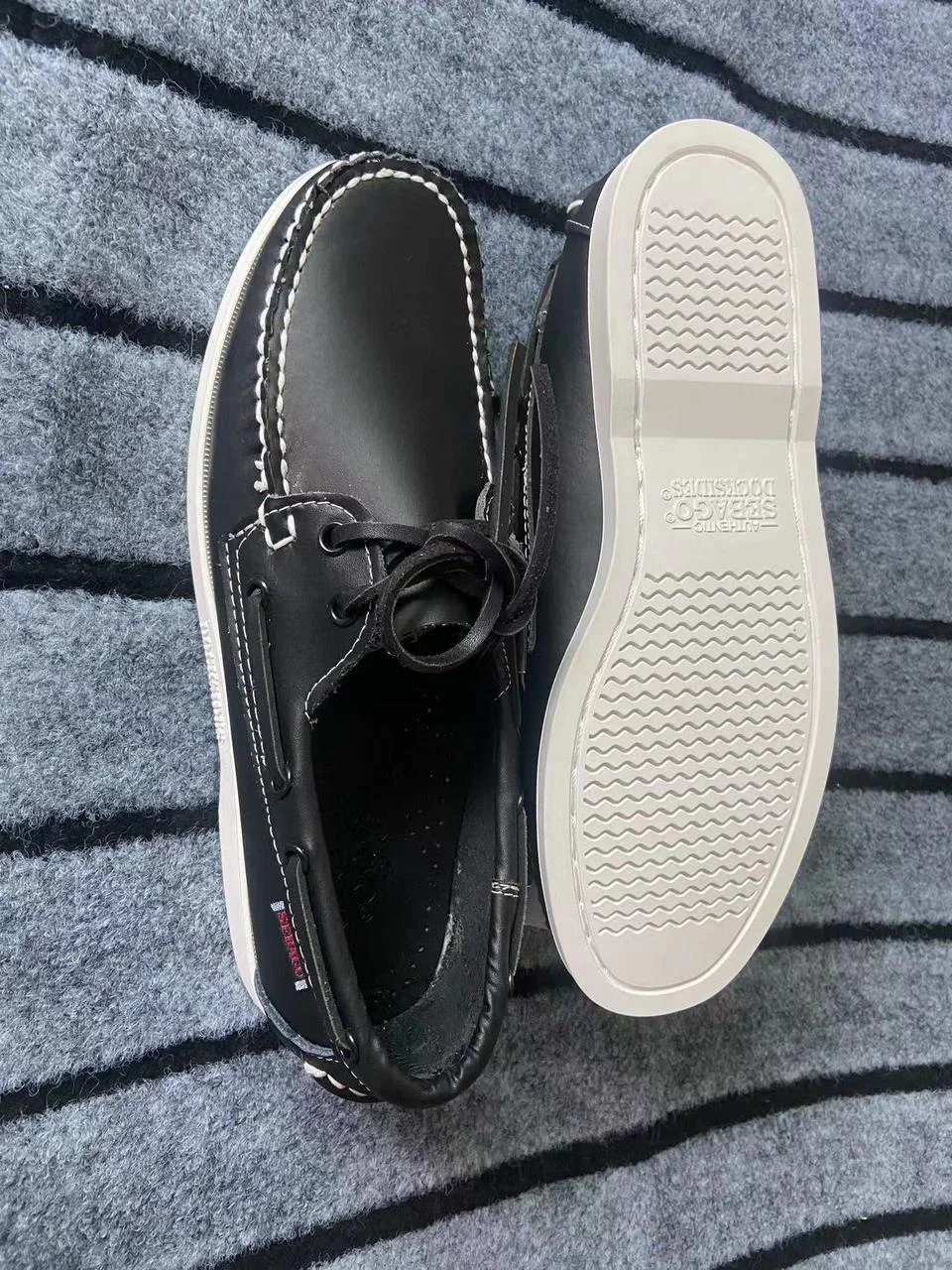 Sapato Náutico Preto Branco “Human Race” SEBAGO