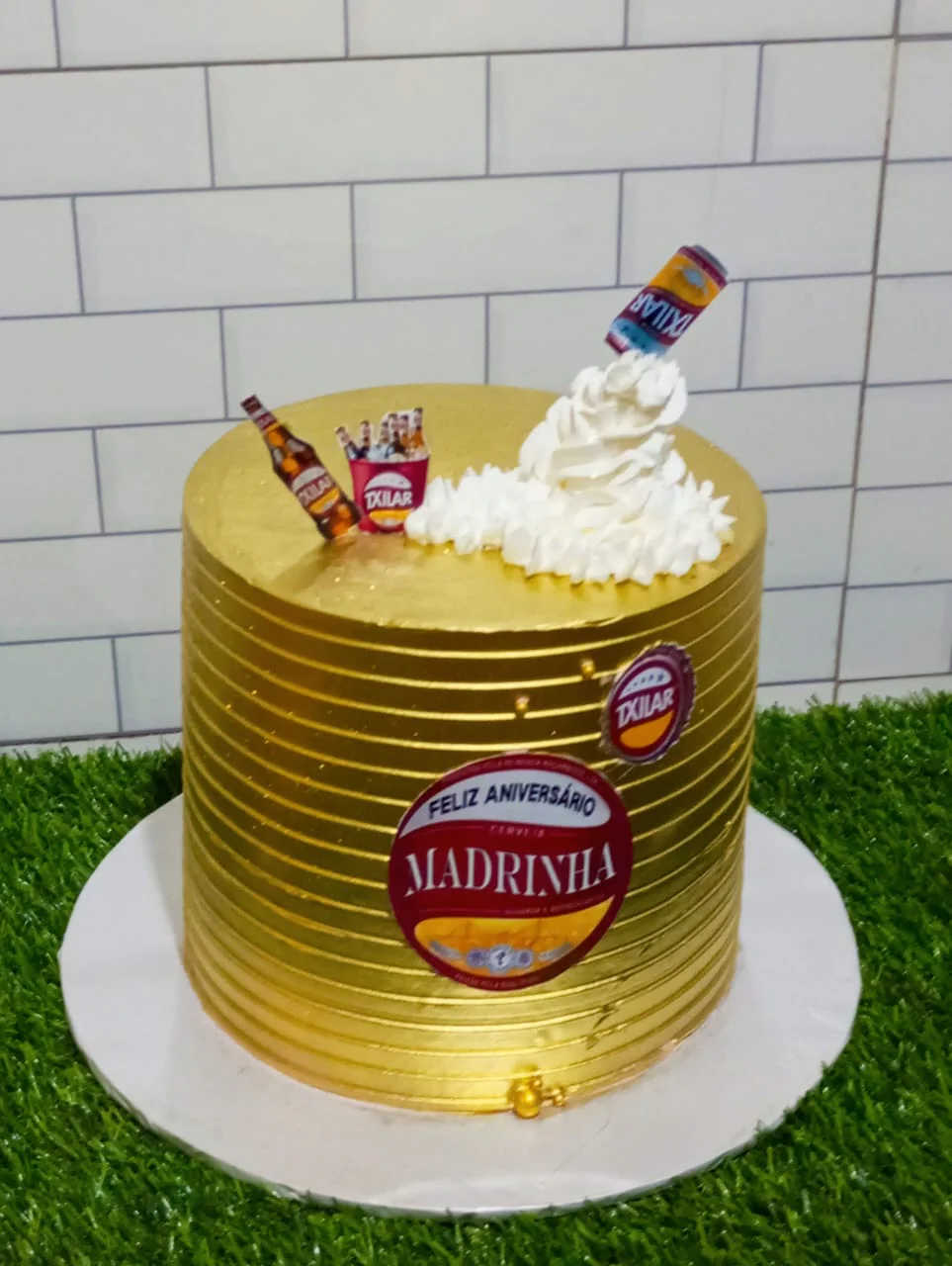 Bolo Lata de Ouro Txilar Comemorativo