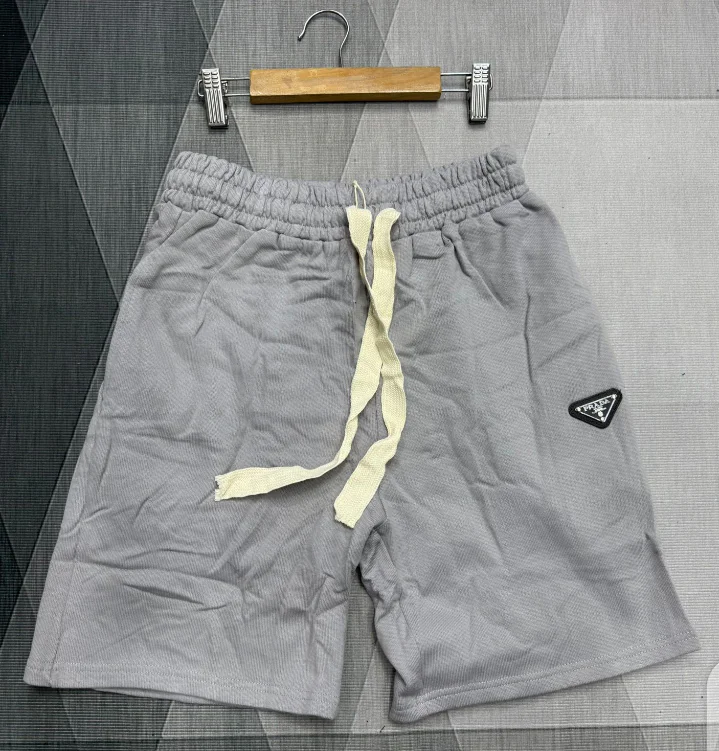 Shorts Esportivos Prada Bege
