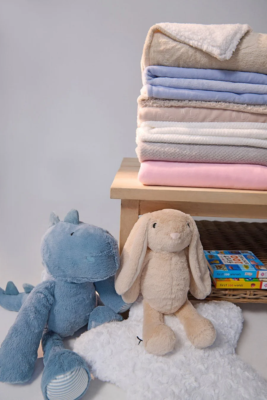 Peluche Dino em poliéster · Bebé · Creme