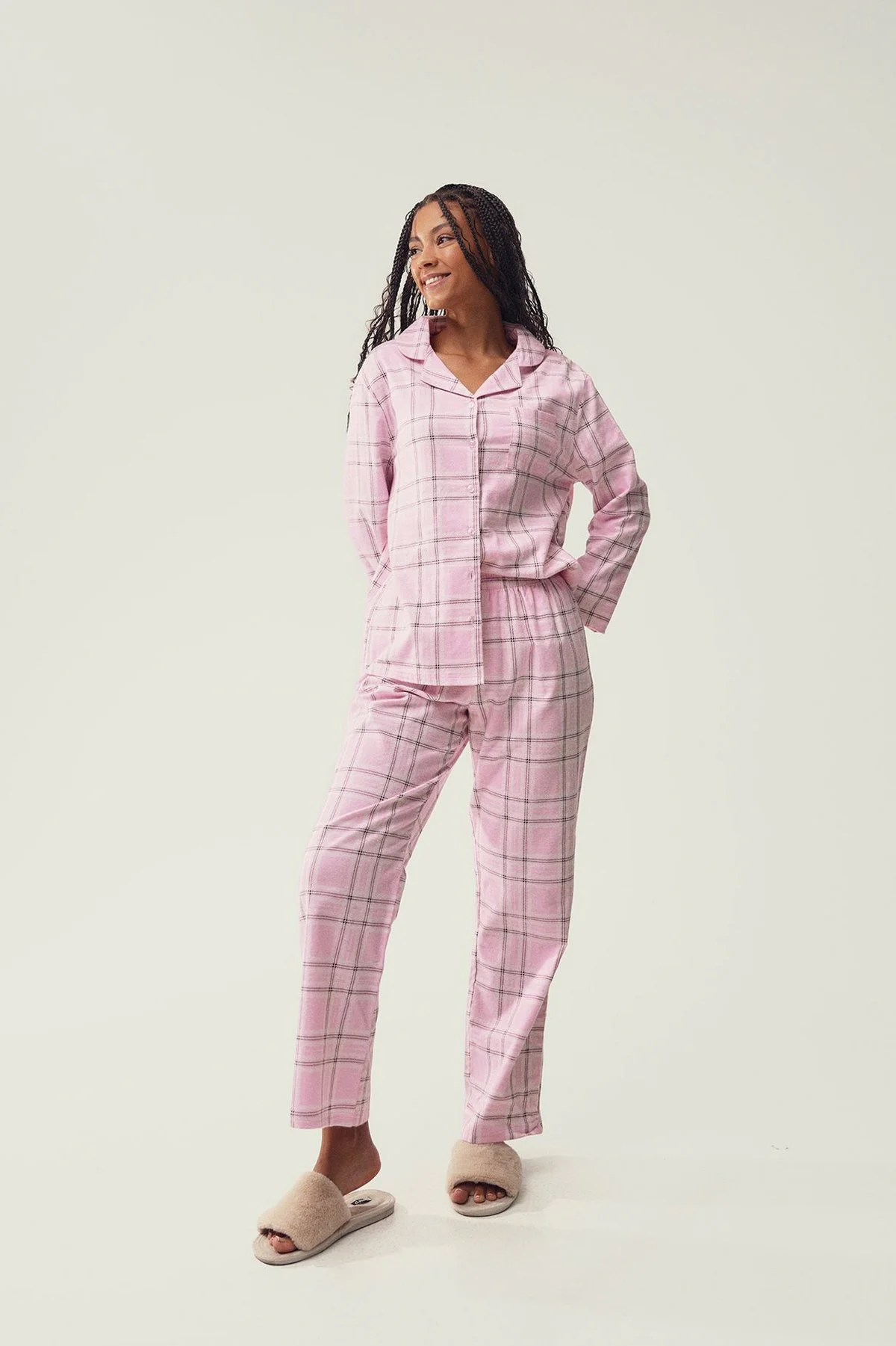 Pijama xadrez · Senhora