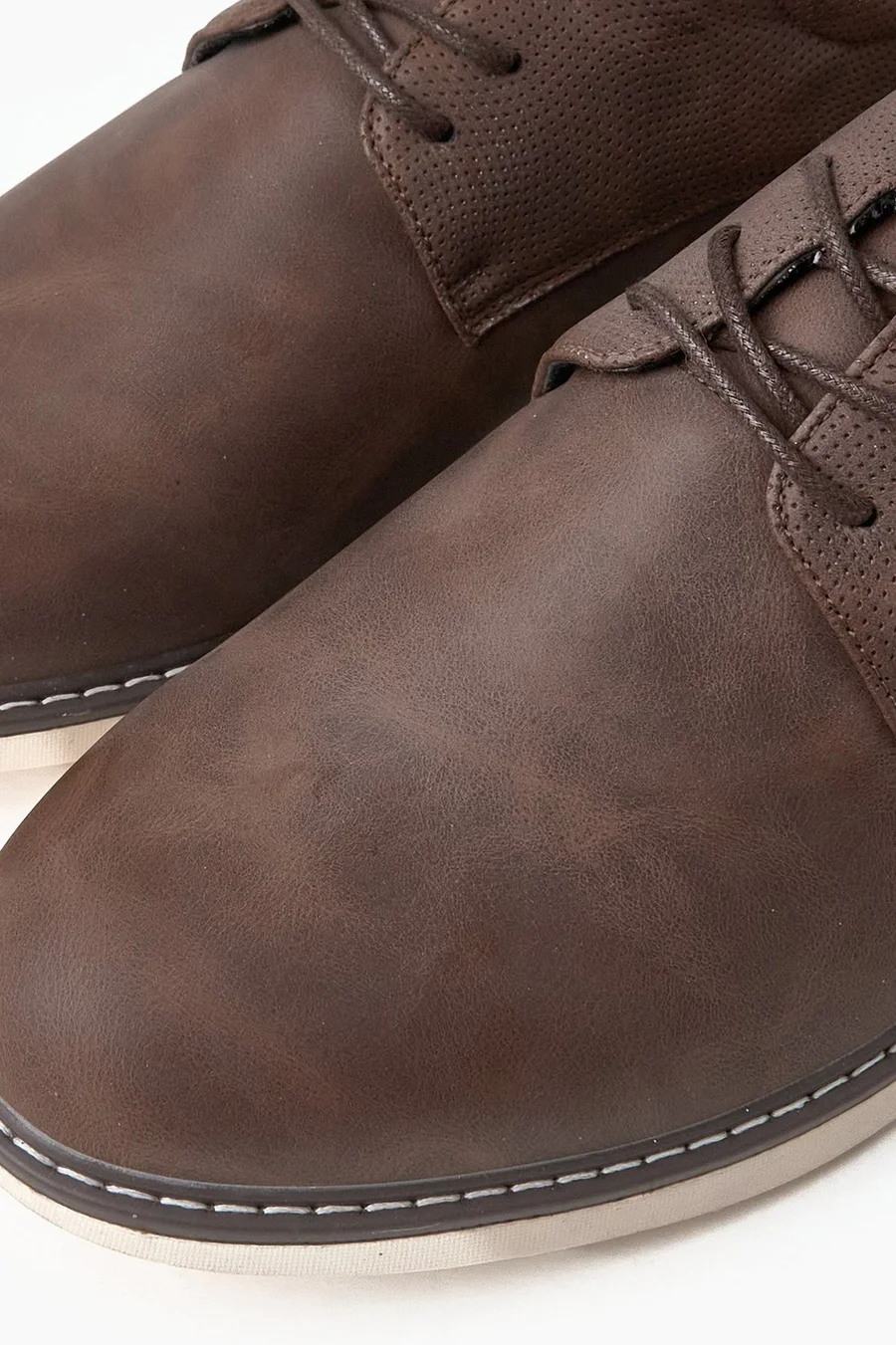 Sapatos com atacadores · Homem