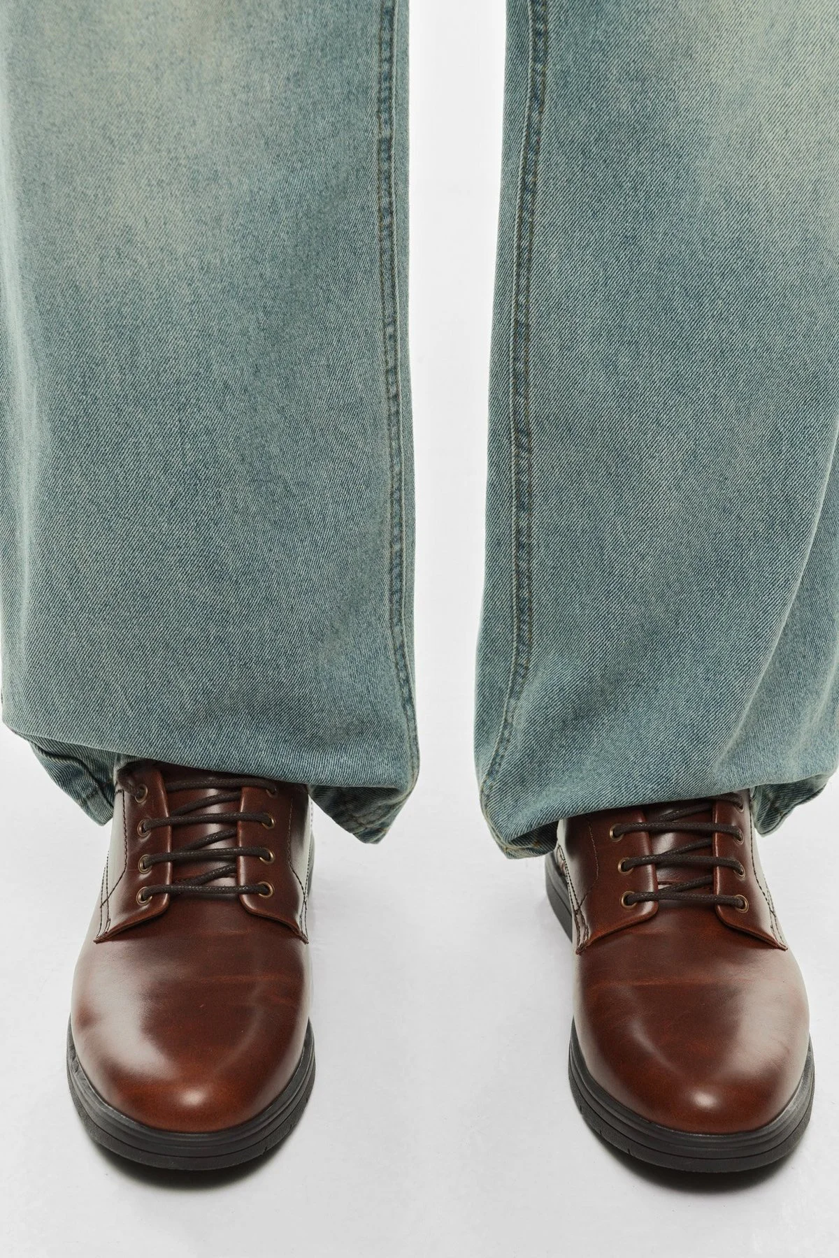 Sapatos com atacadores · Homem