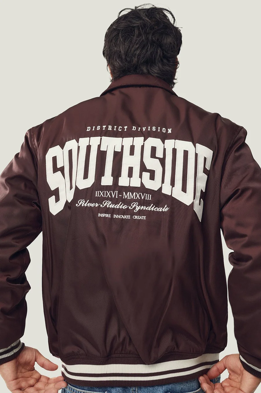 Casaco em poliéster · Homem · Vinho