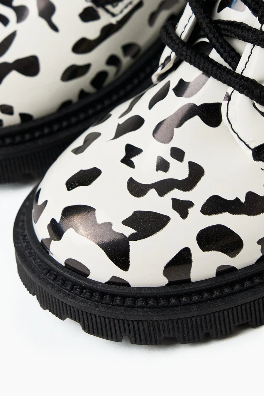 Botas com atacadores · Criança