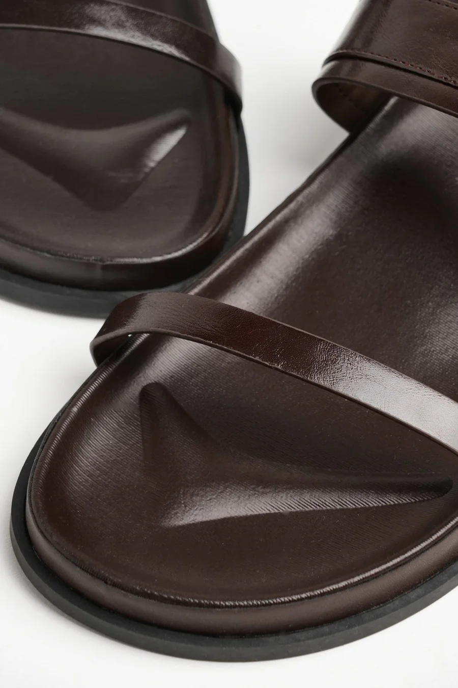 Sandálias com velcro Buckle em poliuretano · Senhora · Castanho
