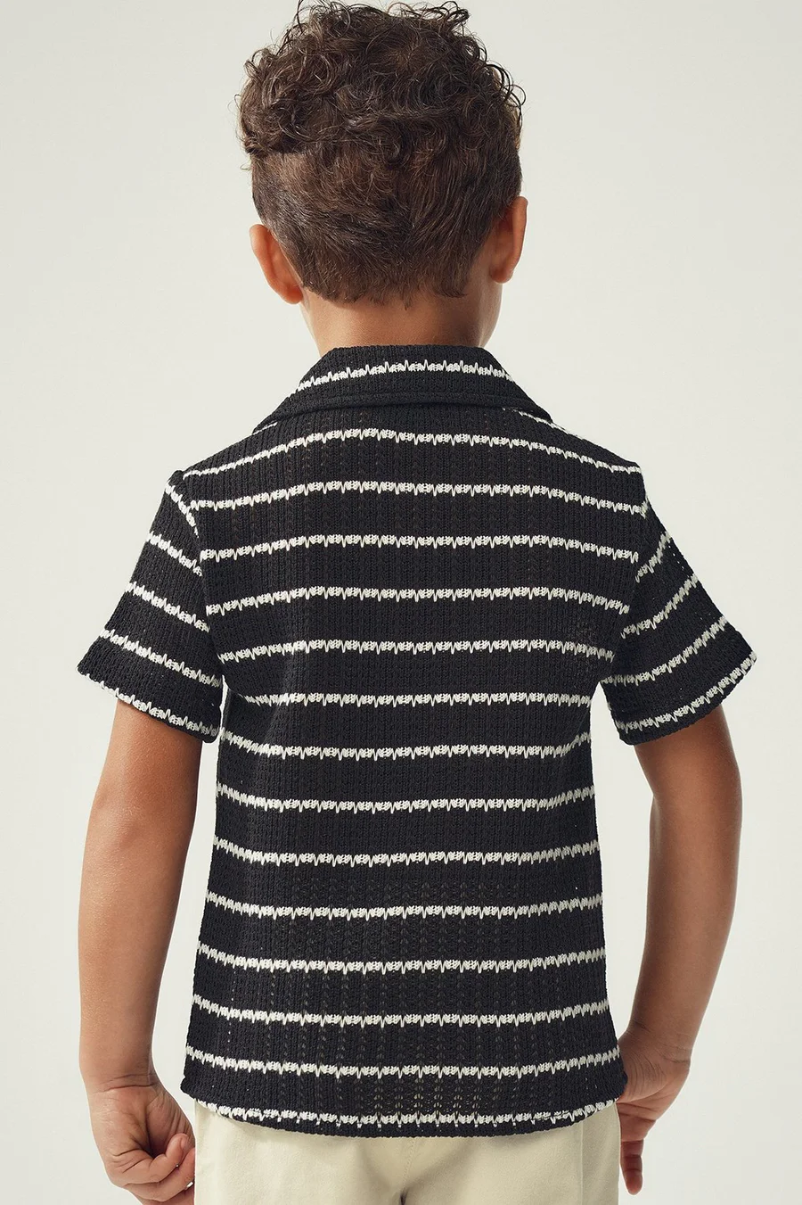 Camisa de malha em poliéster · Menino · Preto