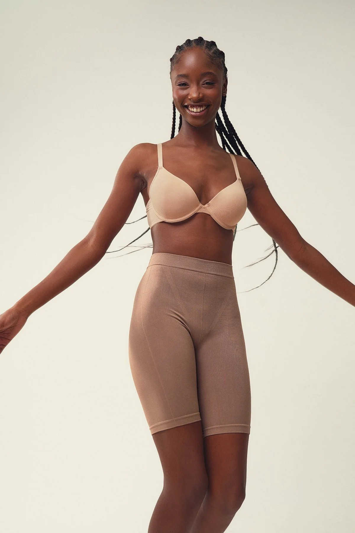 Calções modeladores sem costuras · Senhora