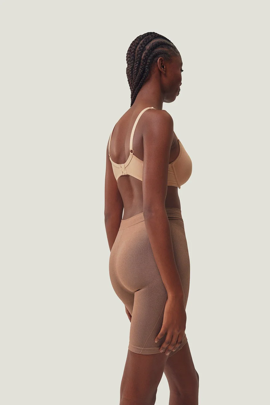 Calções modeladores sem costuras · Senhora