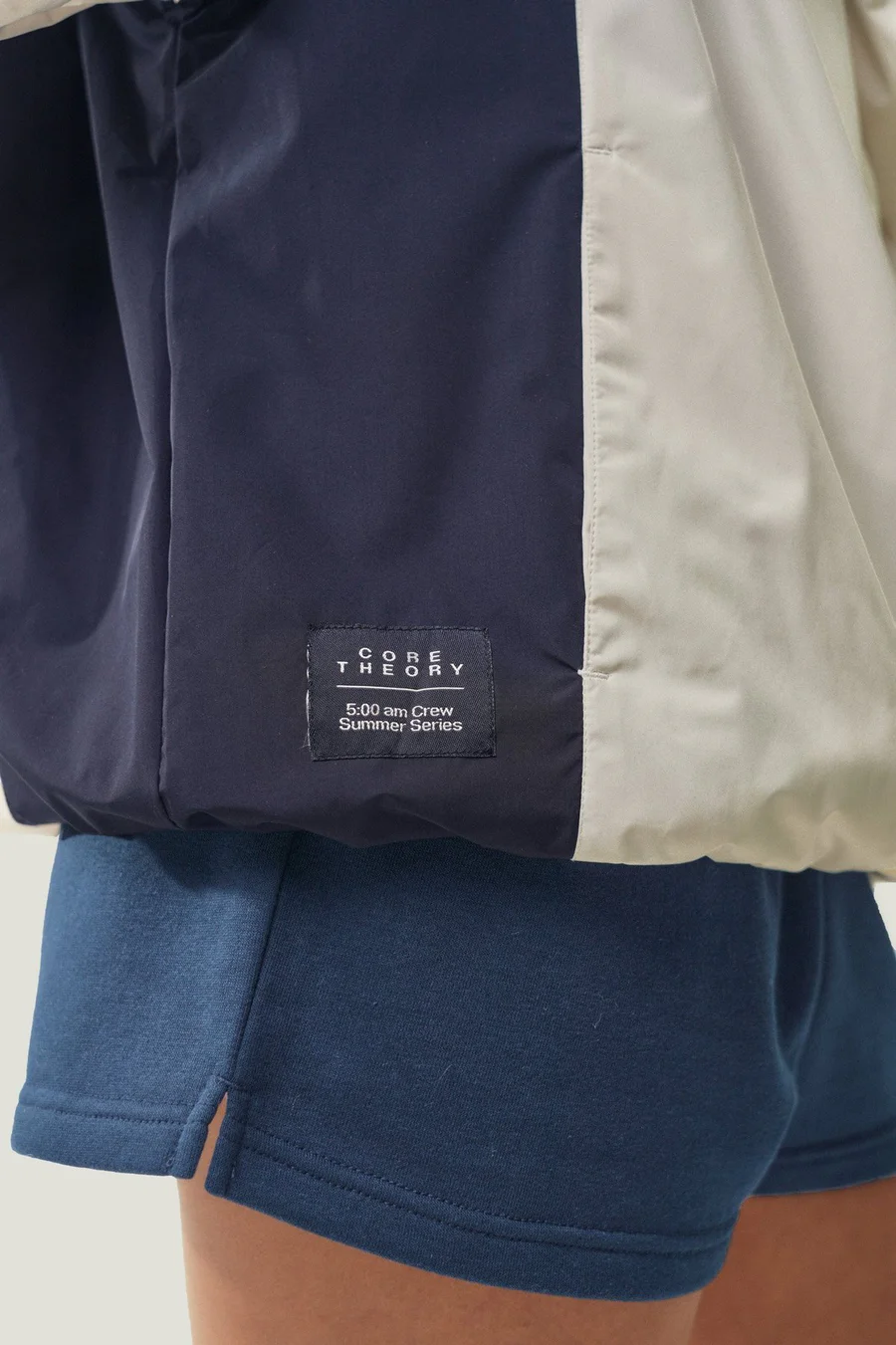 Casaco oversized em poliéster · Senhora · Branco