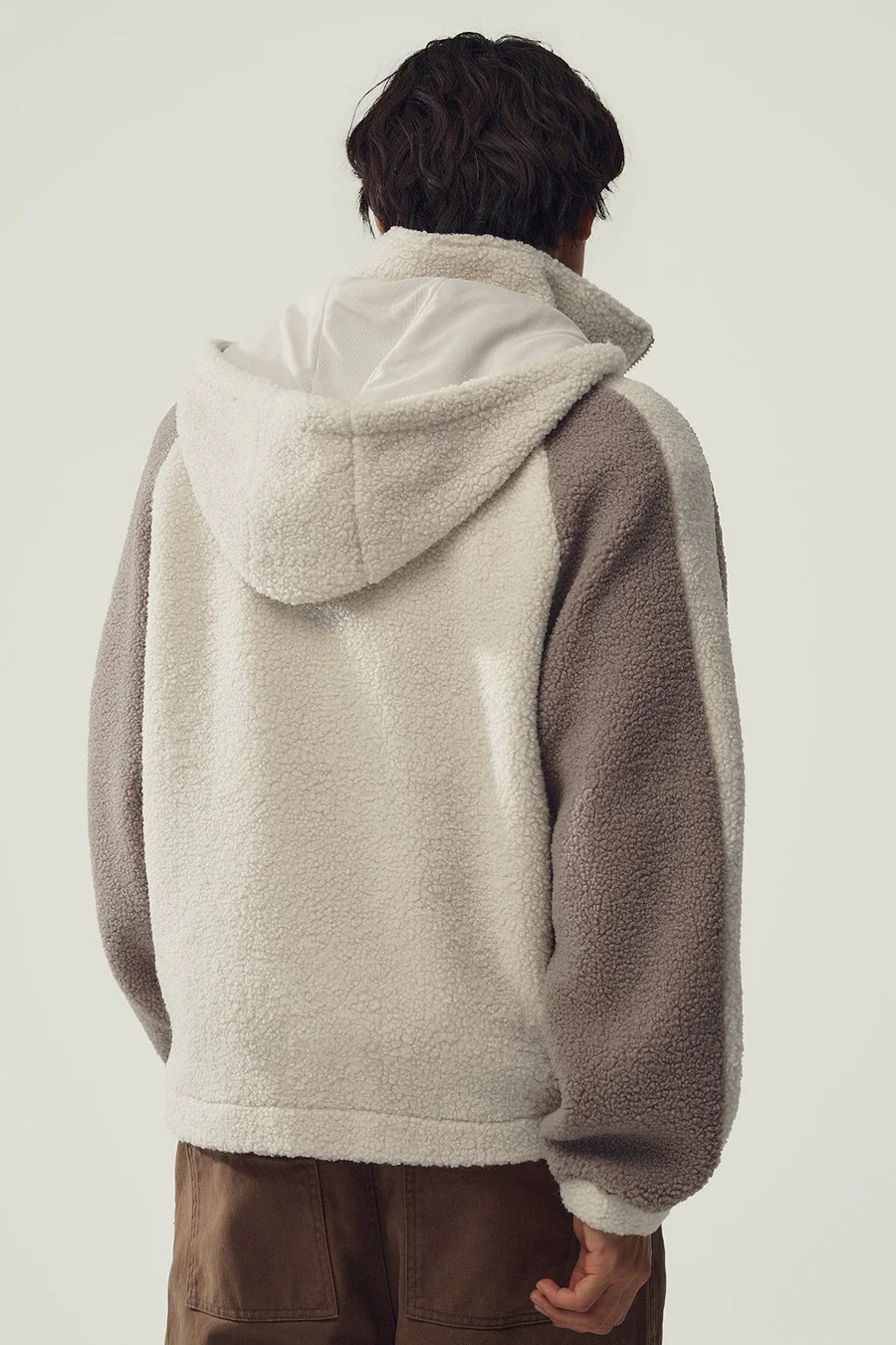 Peluche · Homem