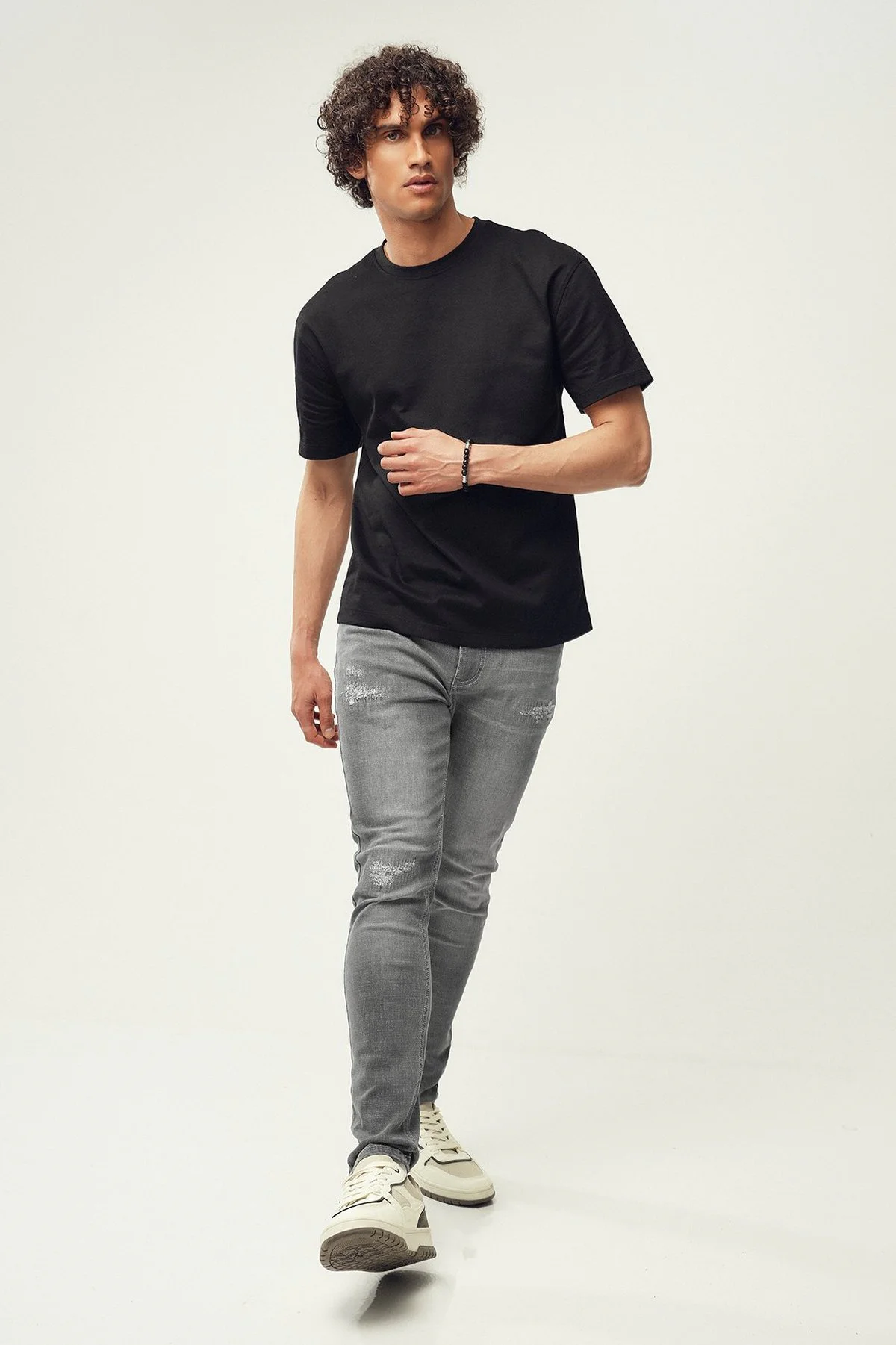 Calças de ganga skinny · Homem