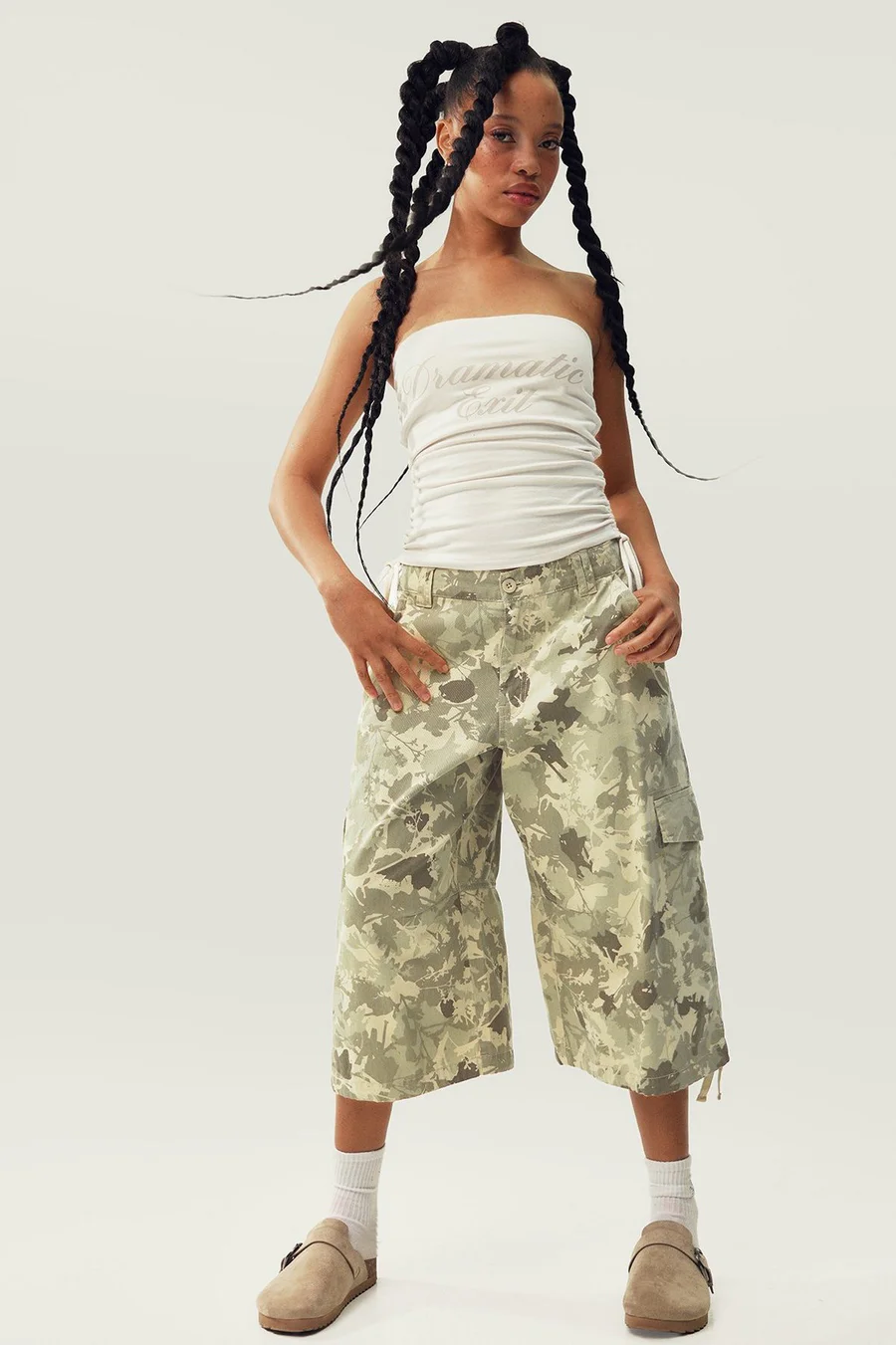 Calções de ganga Super Baggy em algodão · Senhora · Creme · Modelo 2