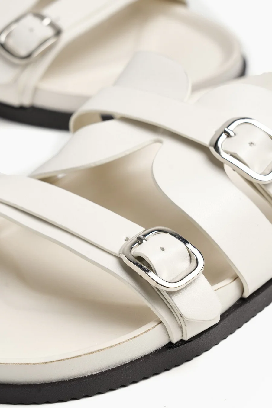 Chinelos Double Buckle em poliéster · Senhora · Branco Sujo