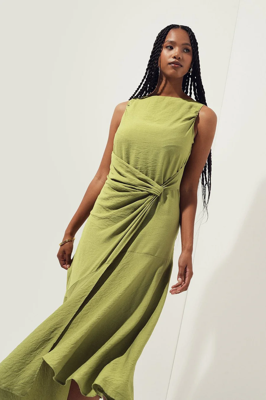 Vestido evasê · Senhora · Verde Oliveira