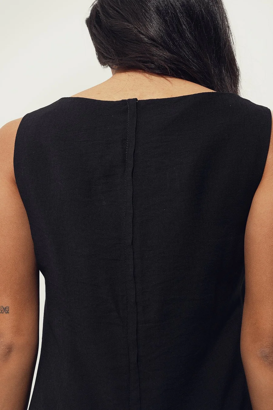 Vestido evasê · Senhora · Preto