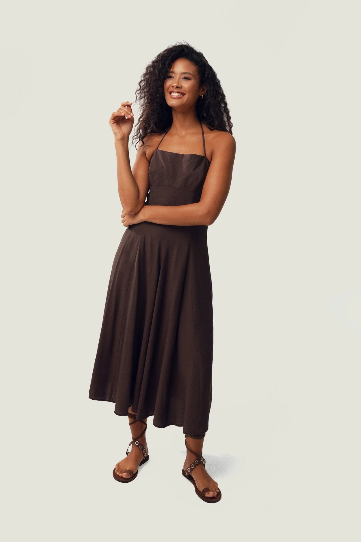 Vestido boca de sino Fit em algodão · Senhora · Castanho