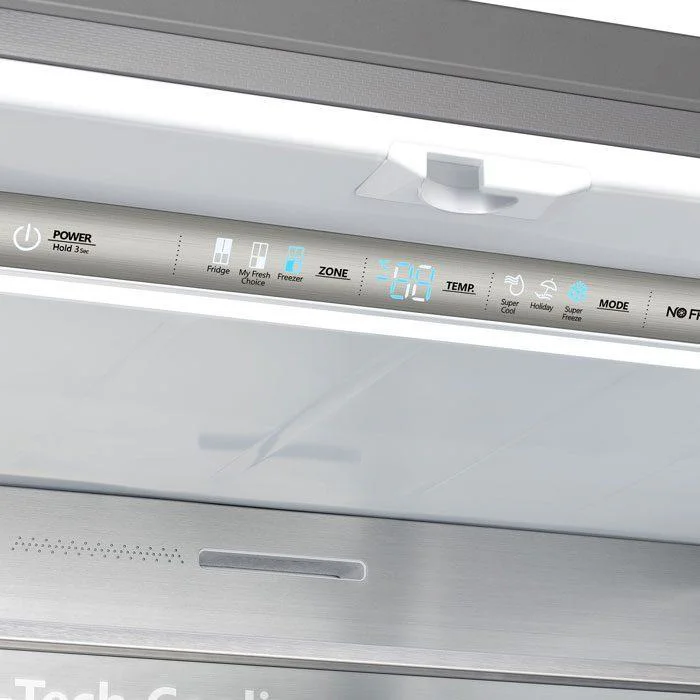 Geleira Hisense H750FS-WD | 579L - C/Dispensador de Água | 4 Portas
