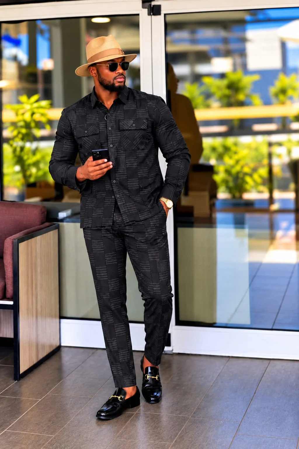 Conjunto de Camisa e Calças em Linho Preto