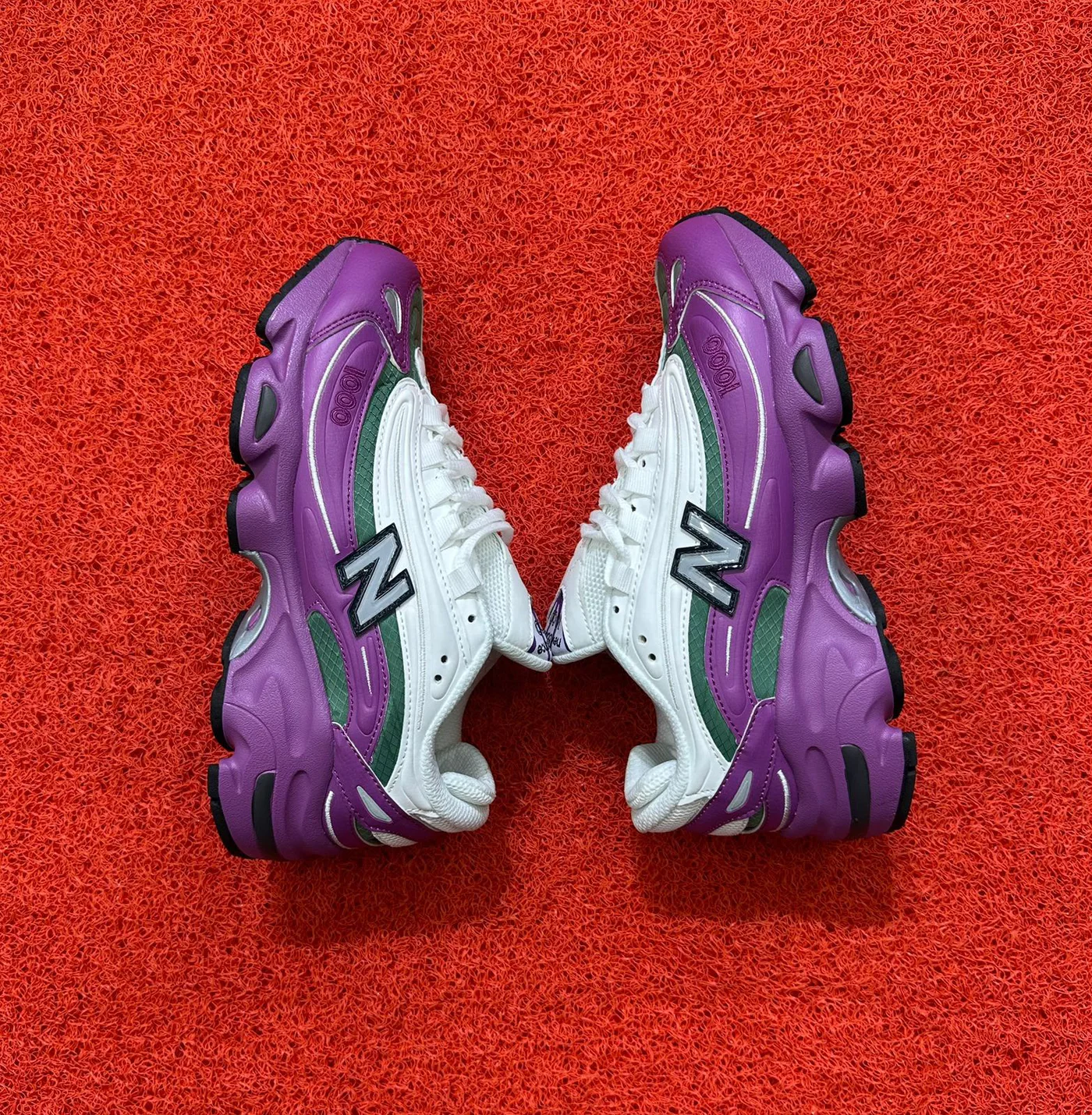 Sapatilhas New Balance 1000 Sola Ondulada