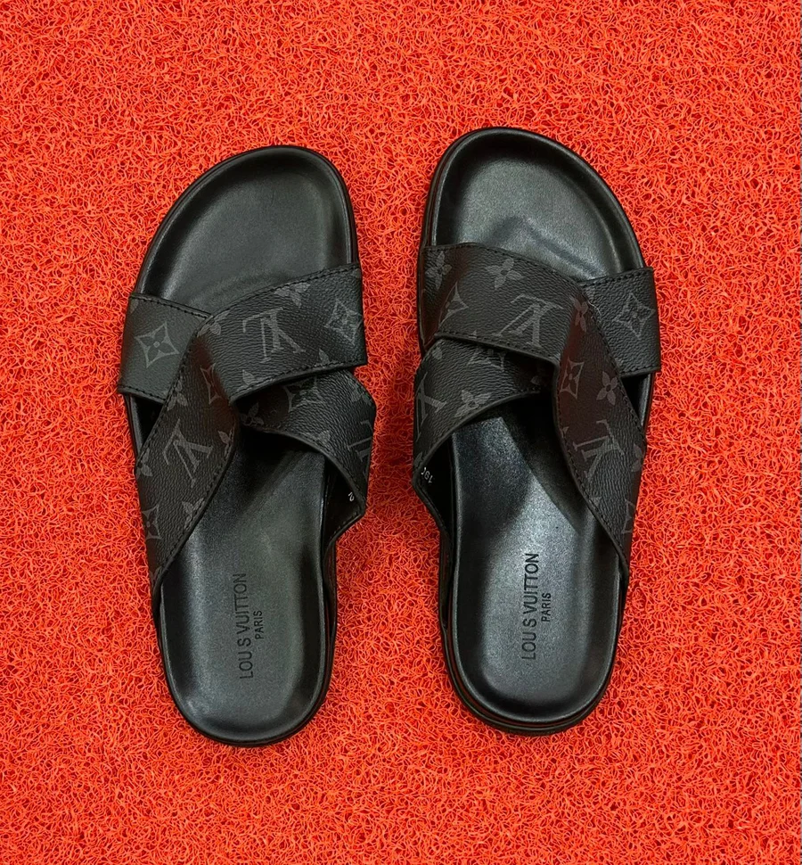 Sandálias Dior com Tiras Cruzadas Preto