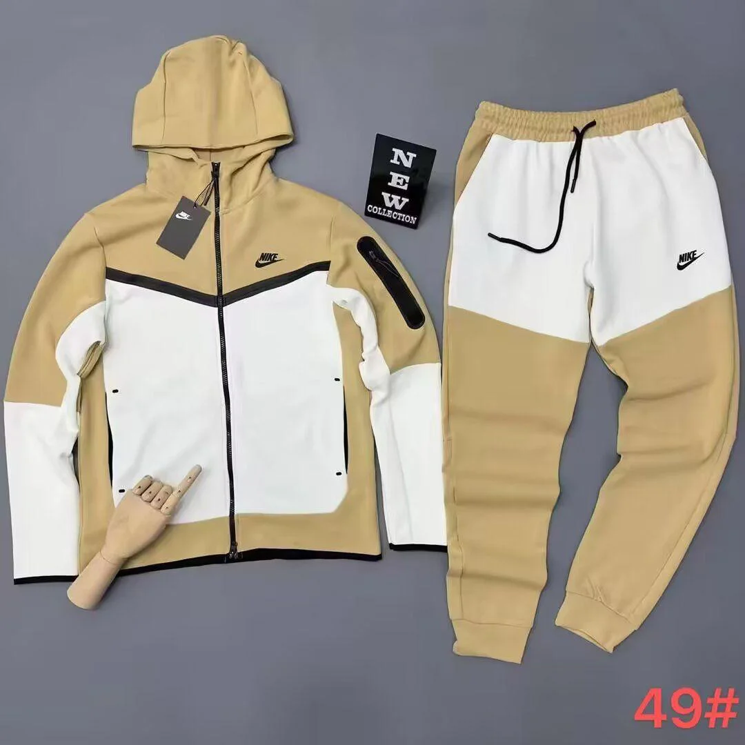 Conjunto Esportivo Nike Elegante com Capuz e Calça