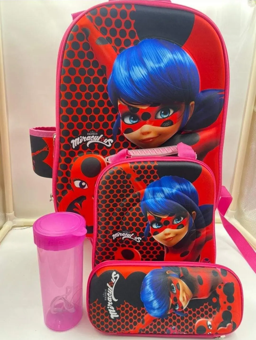 Kit Escolar Miraculous Ladybug com Mochila, Lancheira, Estojo e Copo