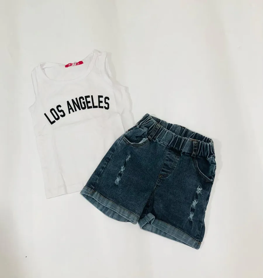 Conjunto Infantil Los Angeles - Camiseta e Bermuda Jeans · Branco