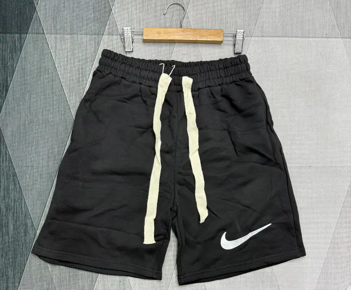 Shorts Esportivos Prada Bege