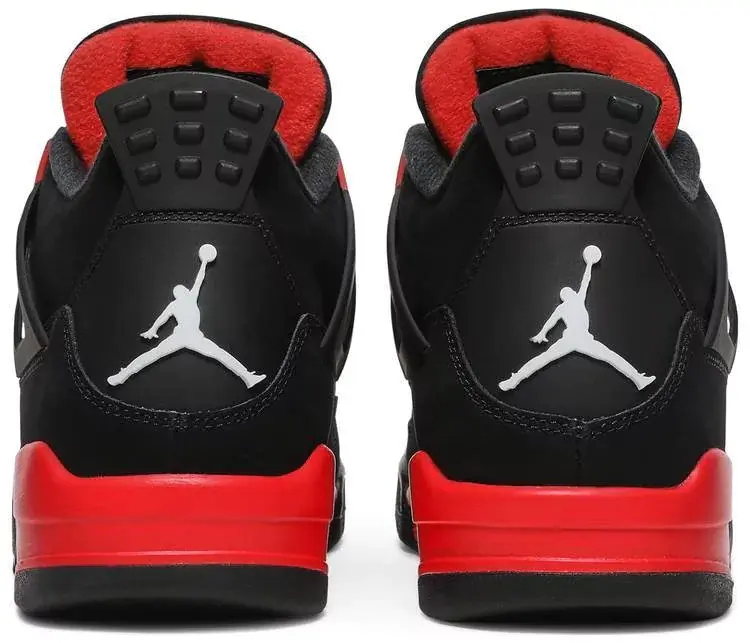 Tênis Air Jordan 4 Retro