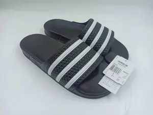 Chinelos Adidas Adissage