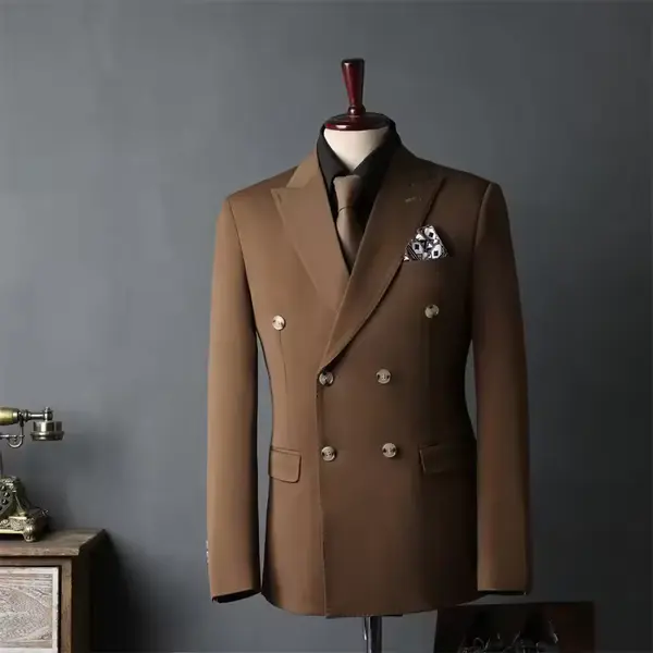 Terno Slim Fit Bege Duplo, três peças: Casaco, Calça e Colete