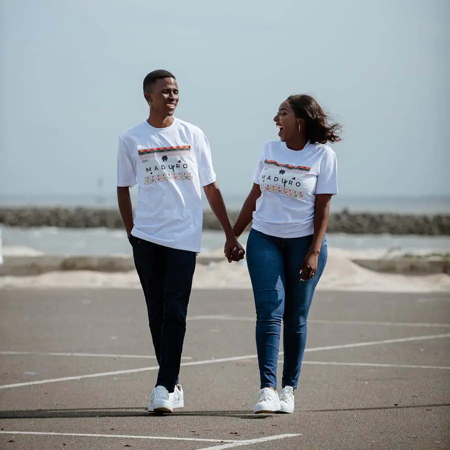 Camiseta Madura Padrão Branco