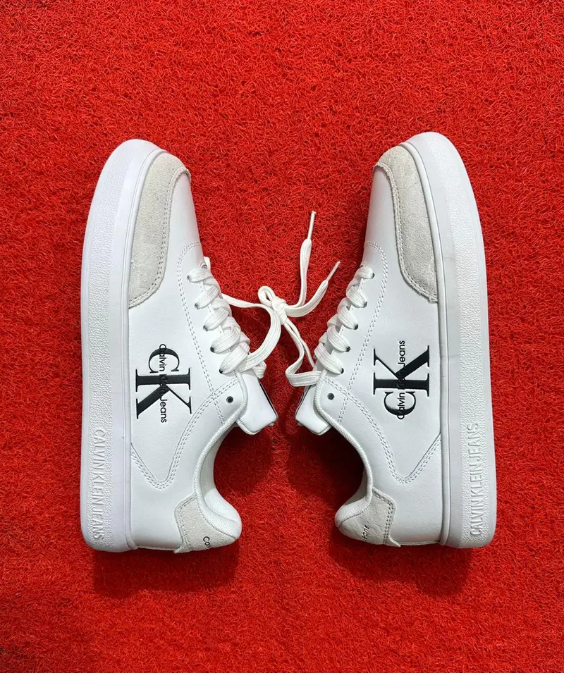 Tênis Calvin Klein Preto e Branco