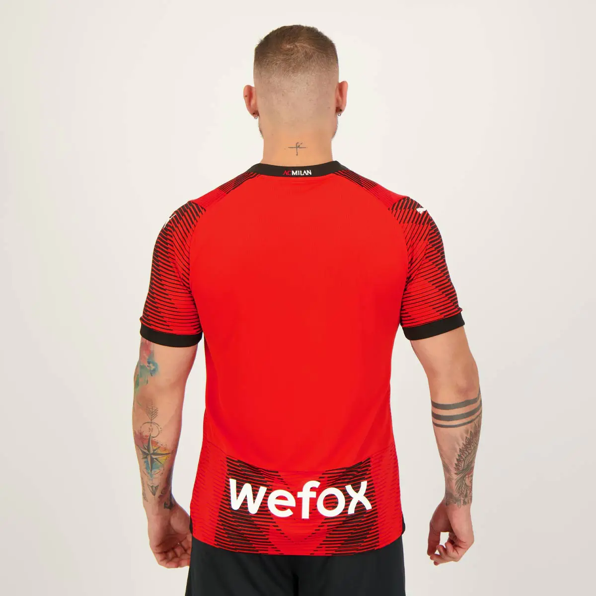 Camisa Esportiva Clássica de AC Milan Puma