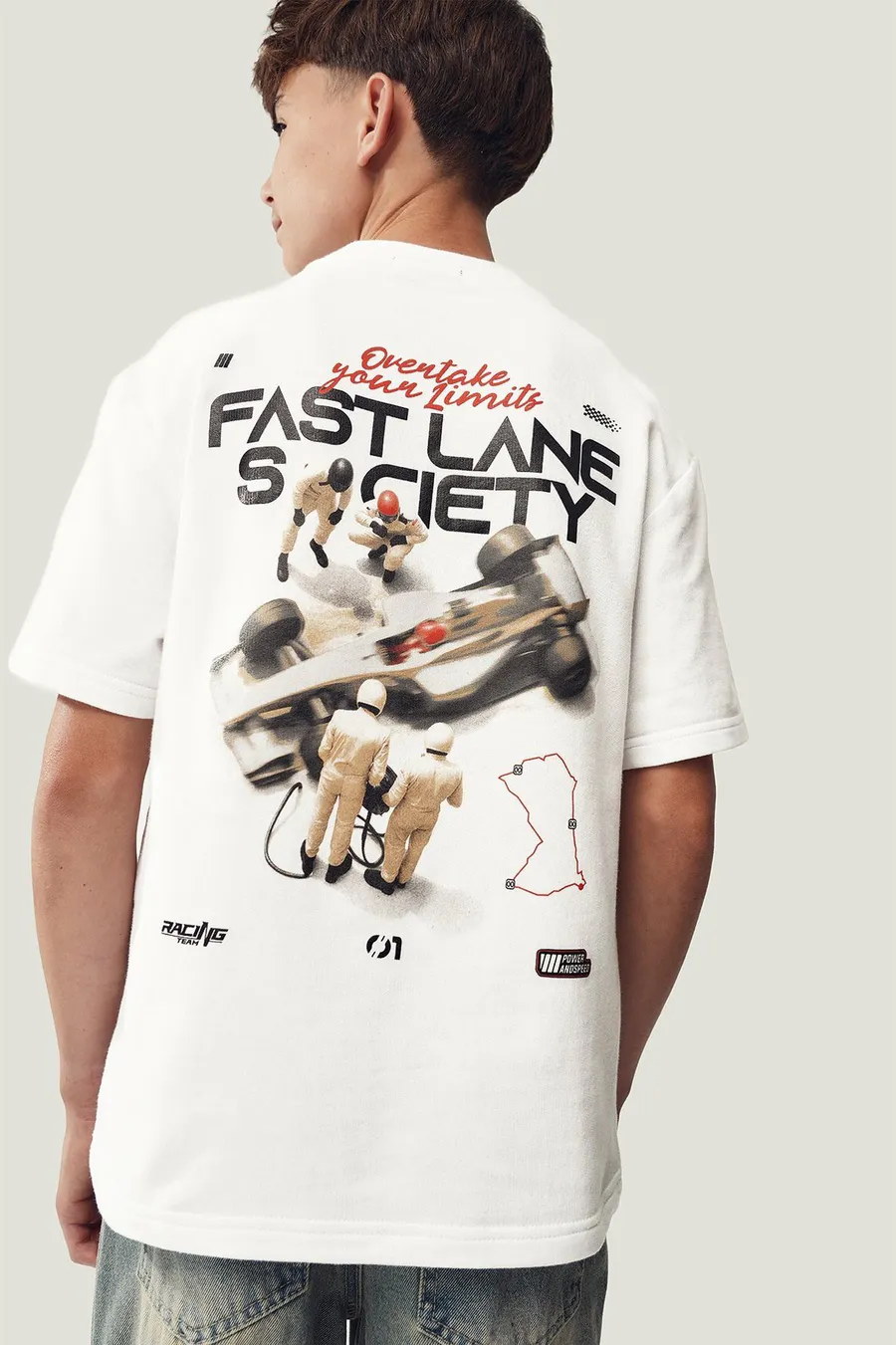 T-shirt largo em algodão · Menino · Branco