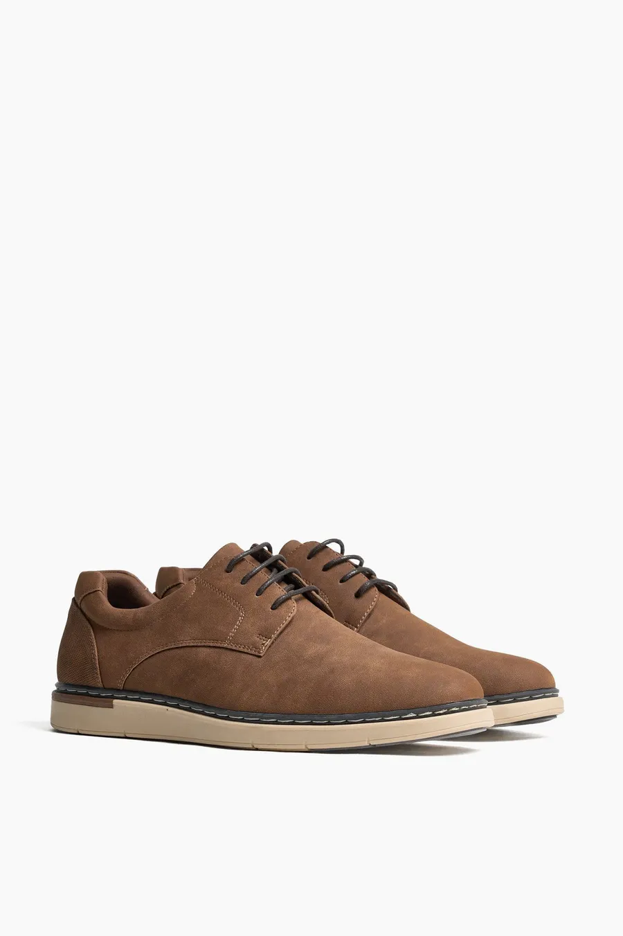 Sapatos com atacadores · Homem