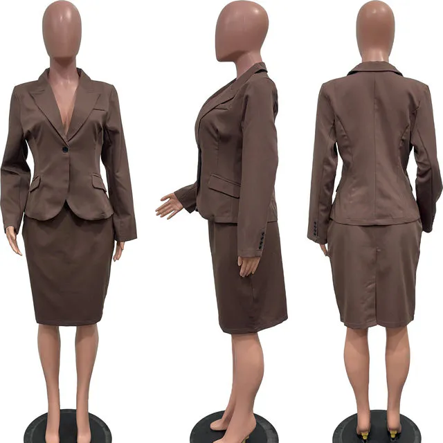 Terno Blazer Feminino e Saia Lápis Elegante