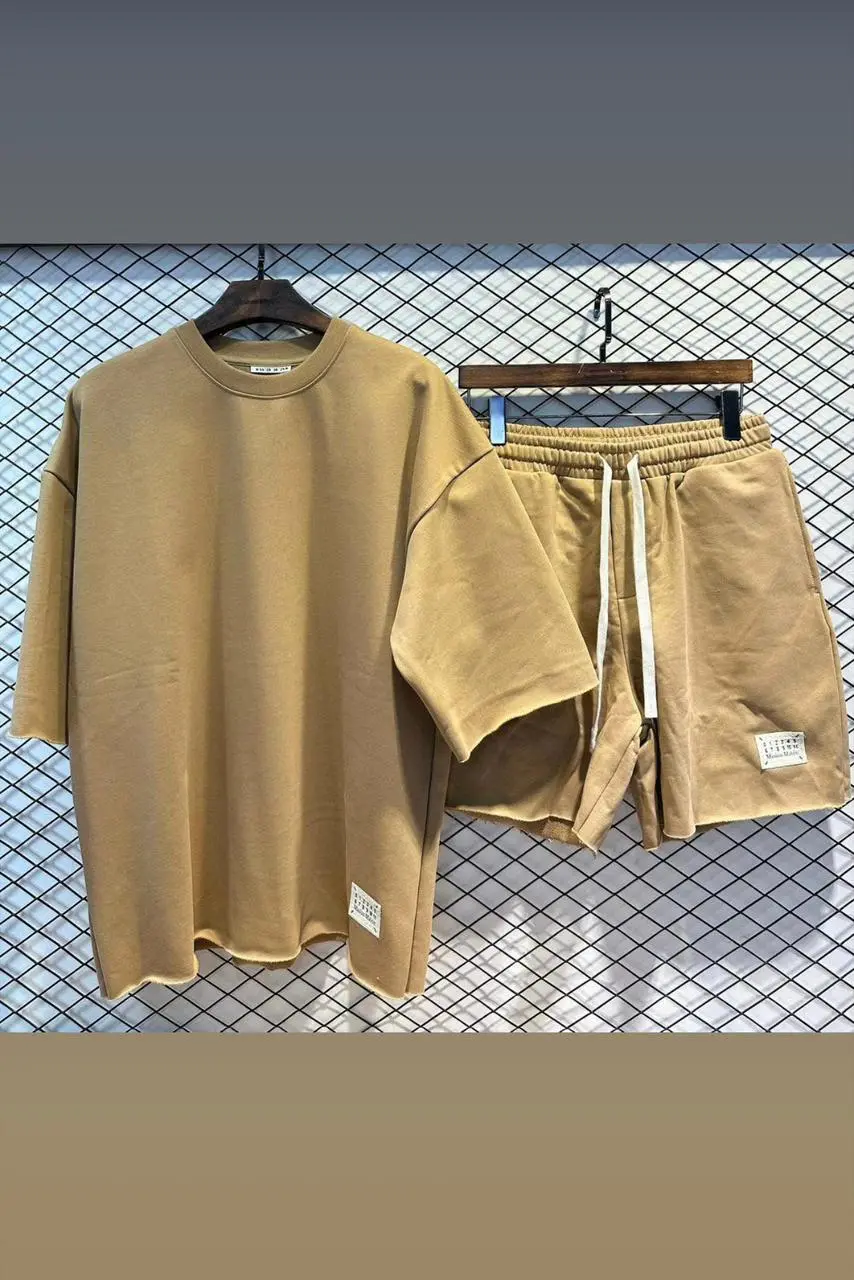 Conjunto Casual Bege – Camiseta & calção Conforto e Versatilidade
