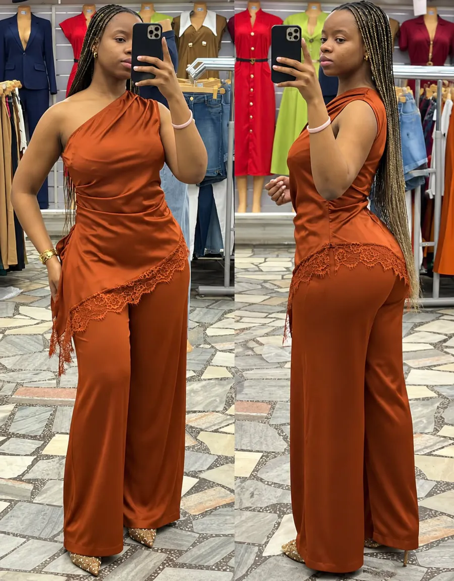 Conjunto de Cetim de Um Ombro com Renda e Calça Pantalona
