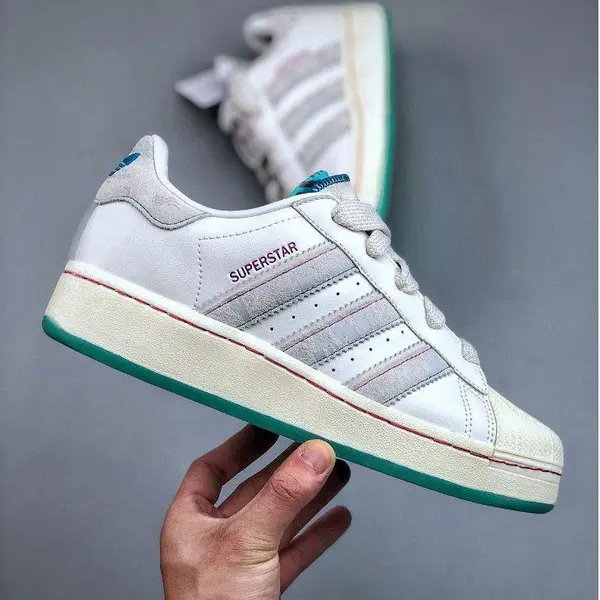 Ténis Clássico Superstar Urbano – Branco & Verde Água